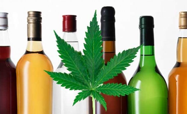 ¿Cuál es el riesgo de mezclar marihuana y alcohol?